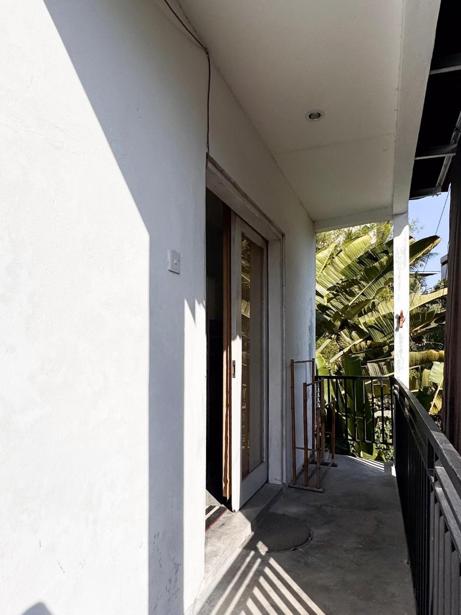 Urban Jungle Beach House Canggu Eksteriør bilde